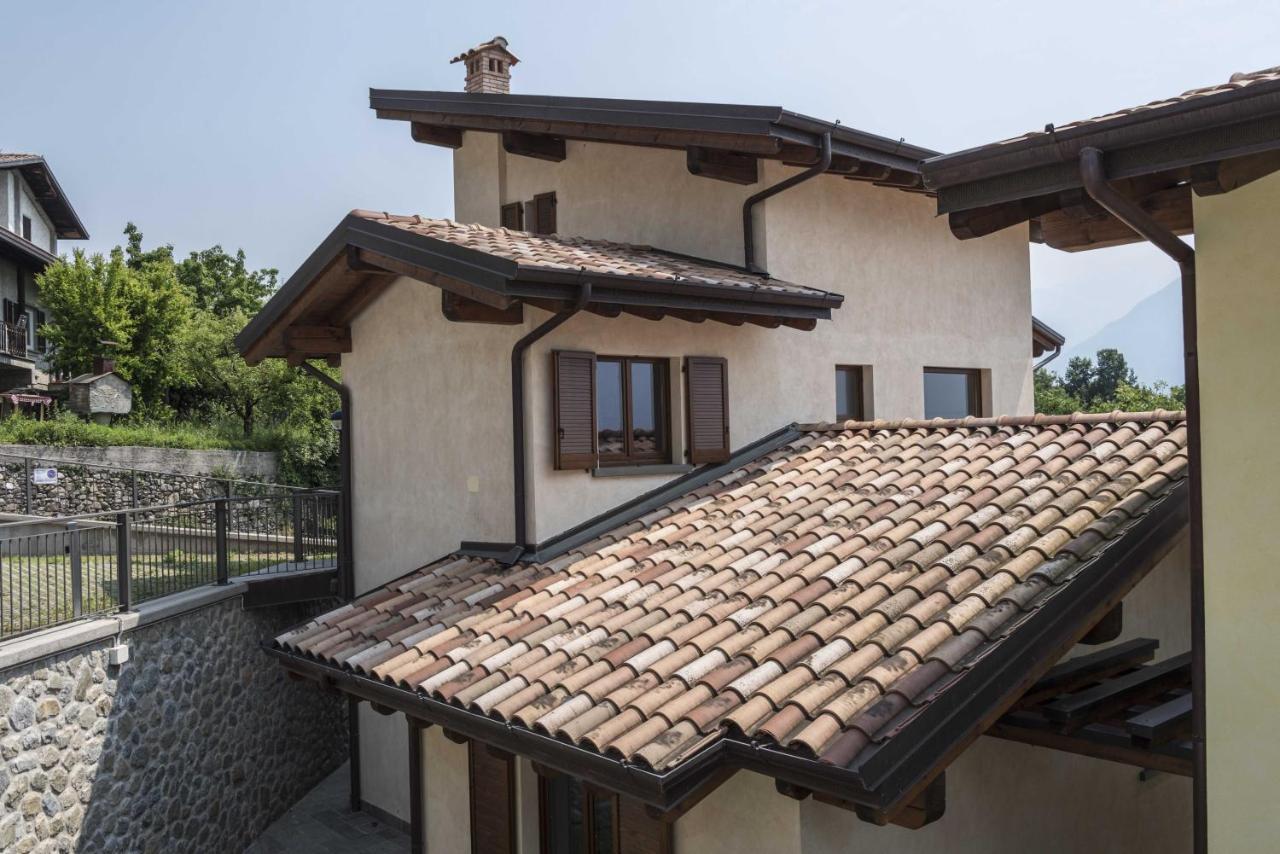 Iseo Lake Villa Con Vista Lago E Piscina Costa Volpino Exterior foto